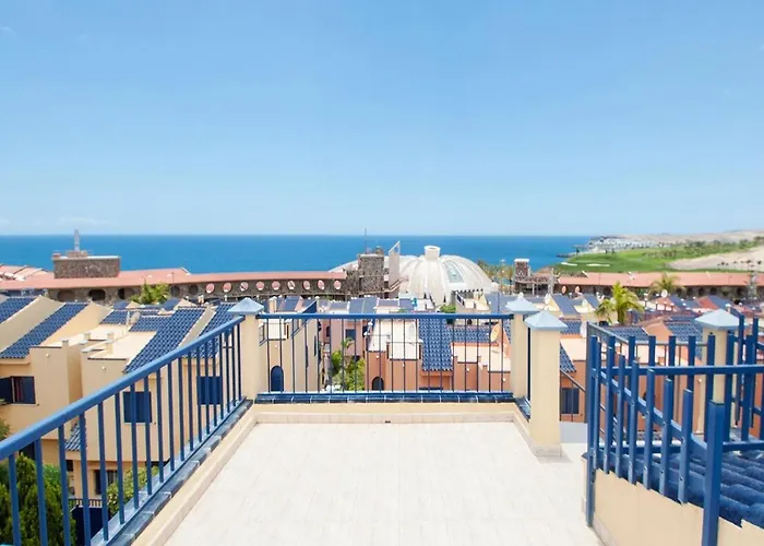 Bay Мелонерас