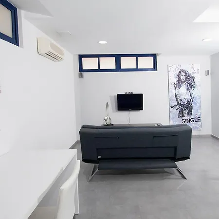 Semesterbostad Bay *